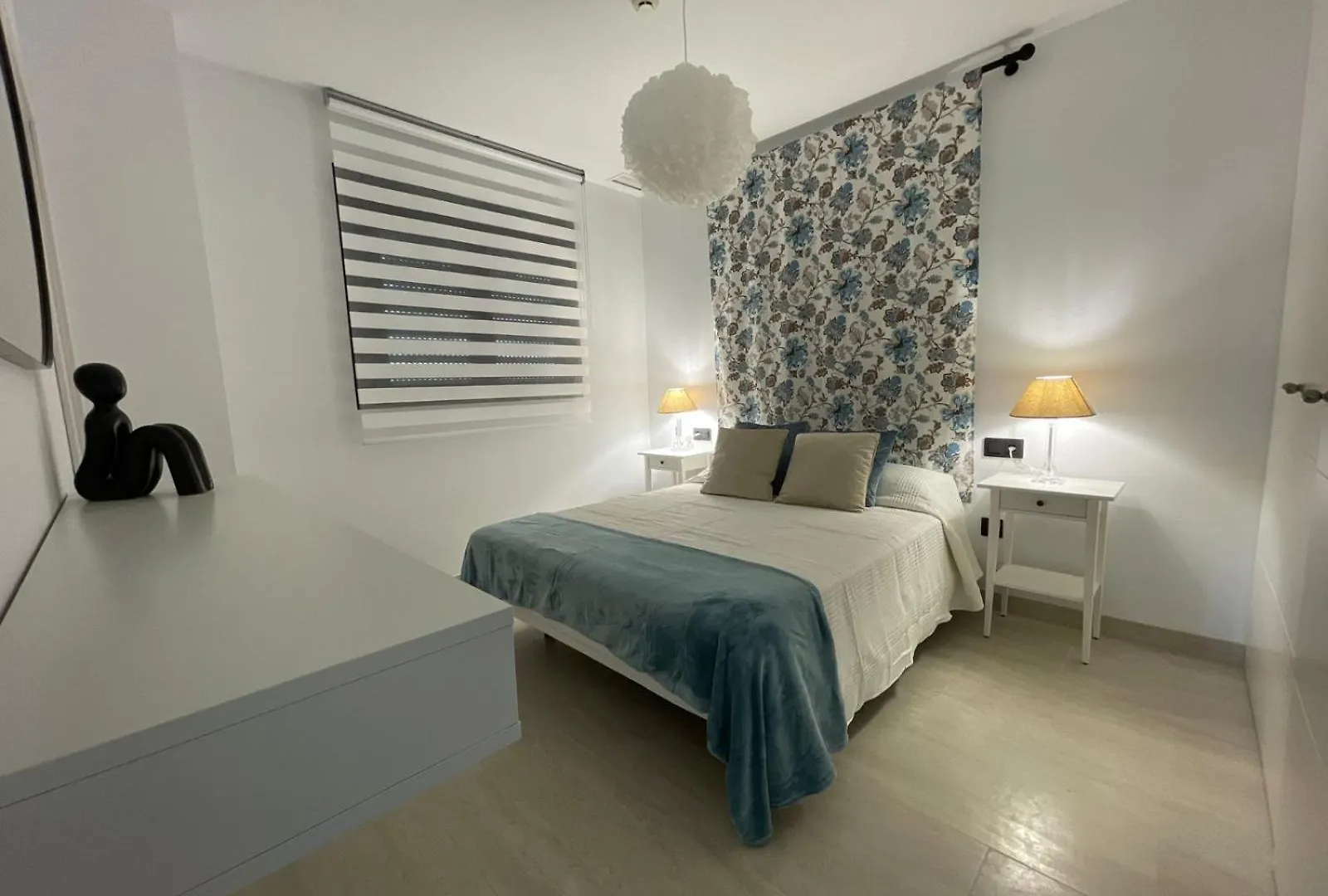 Lhome Cádis